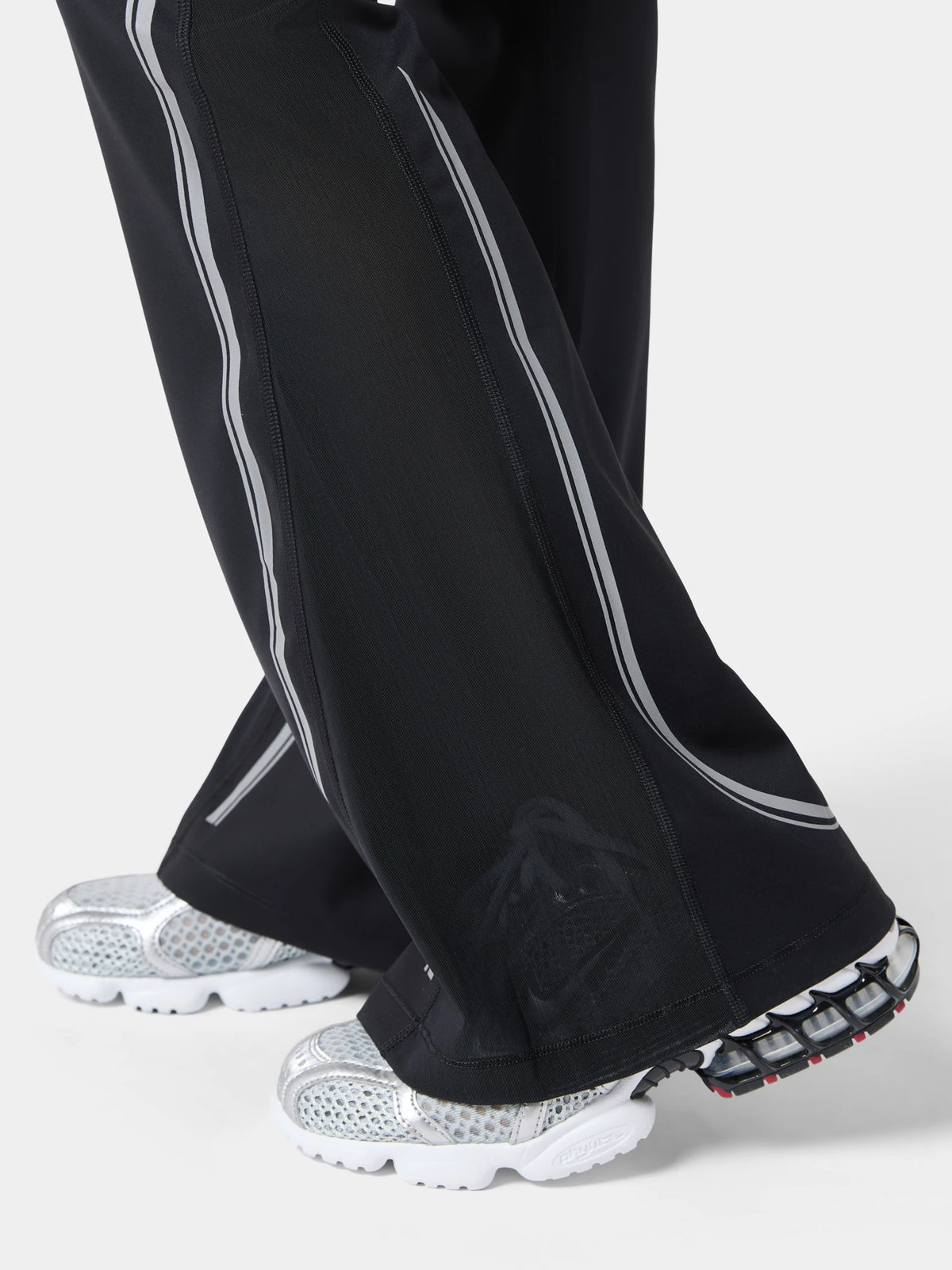 Obsidian Black · view 2