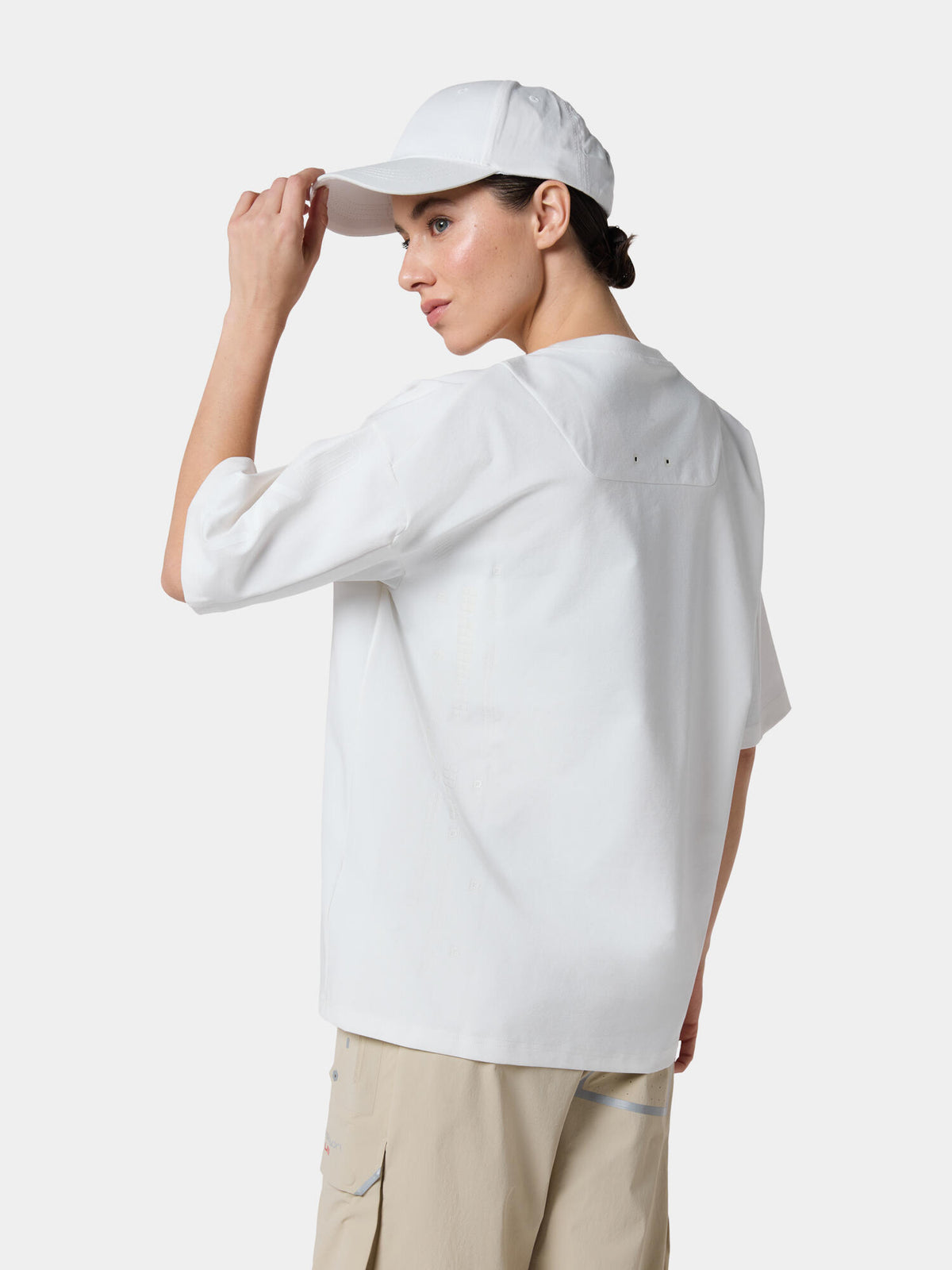 Lunar White · view 2