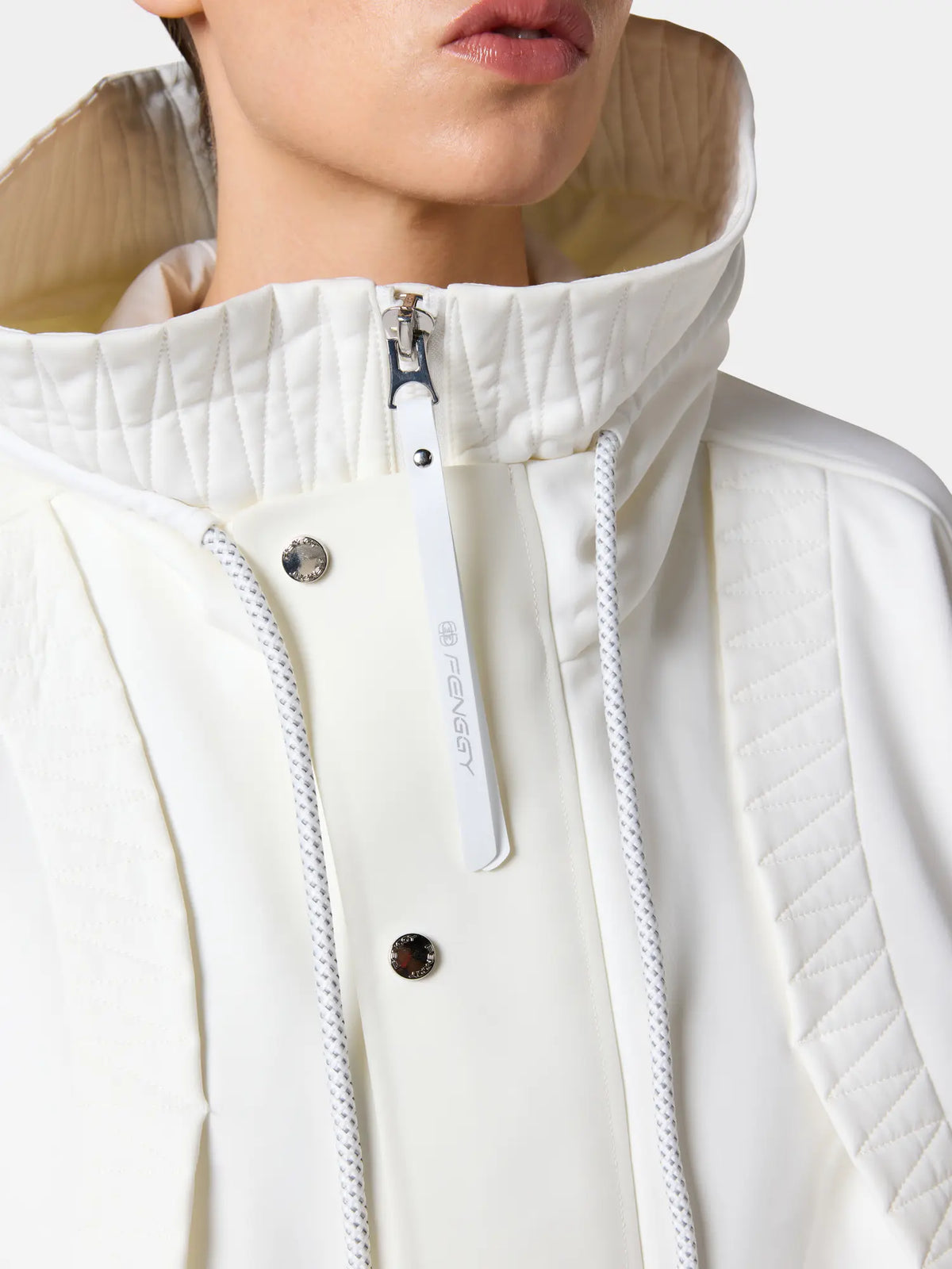 Glacier White · view 5