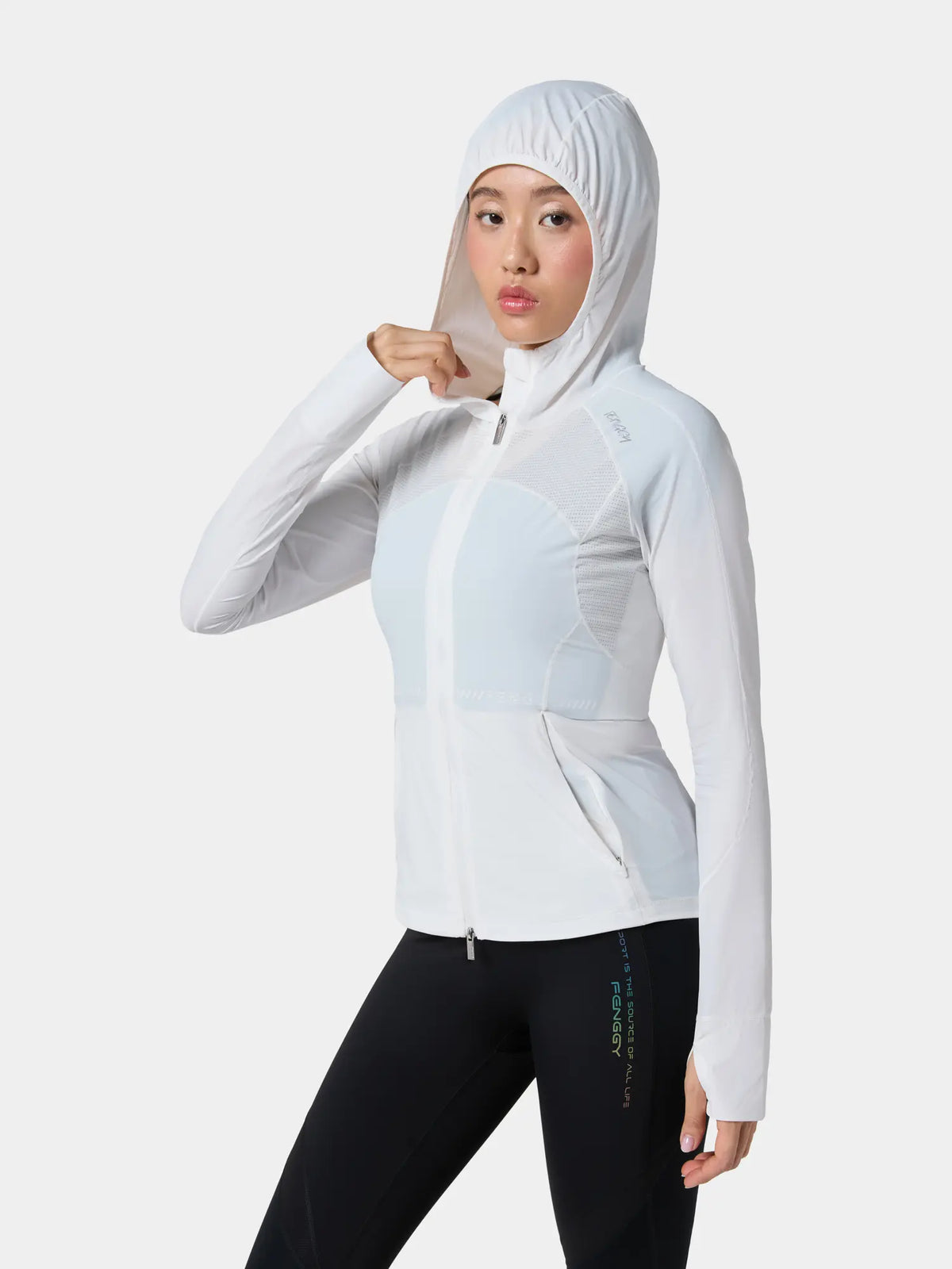 Glacier White · view 2