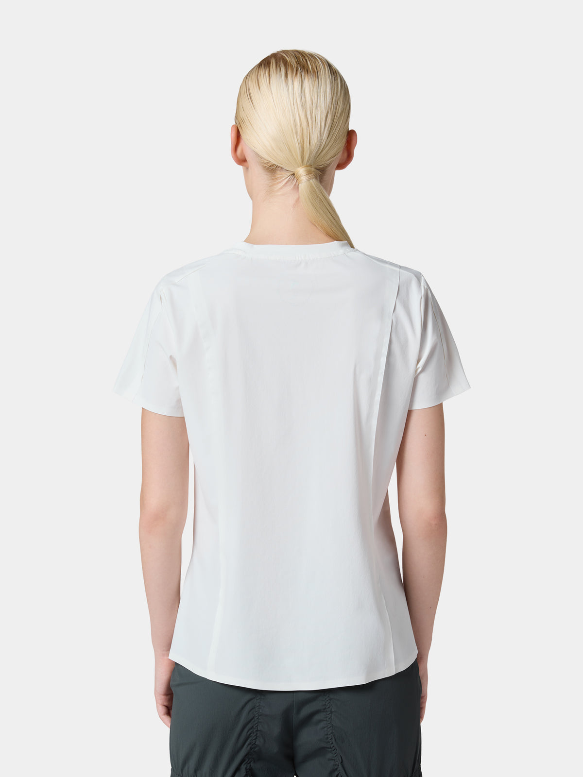 Lunar White · view 3